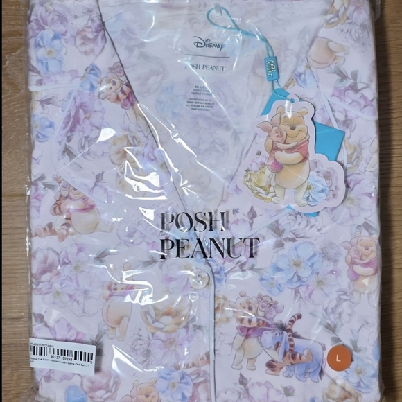 Posh Peanut Disney Winnie the Pooh Women's Luxe Pajama Set Large NIB - Picture 5 of 5